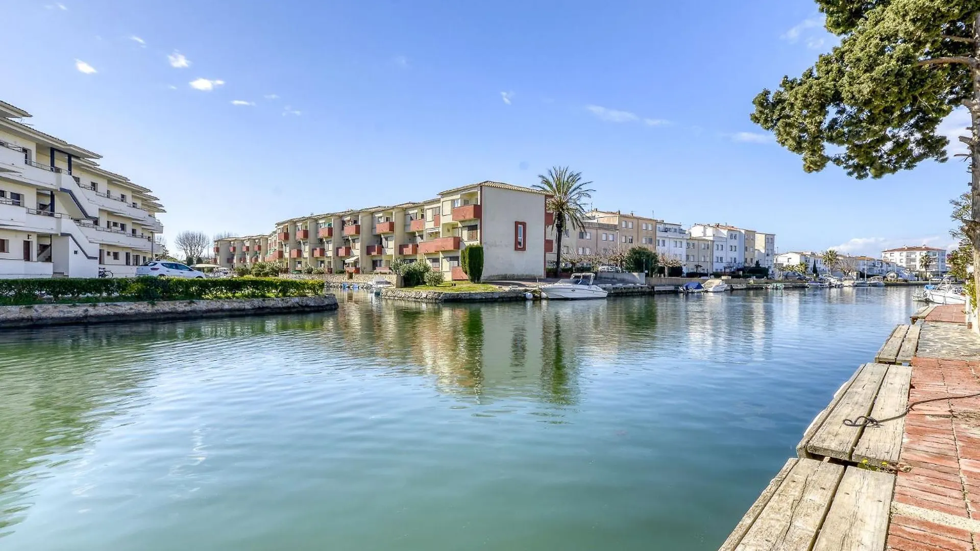 Holiday Home Delfin By Interhome Empuriabrava Spanyolország
